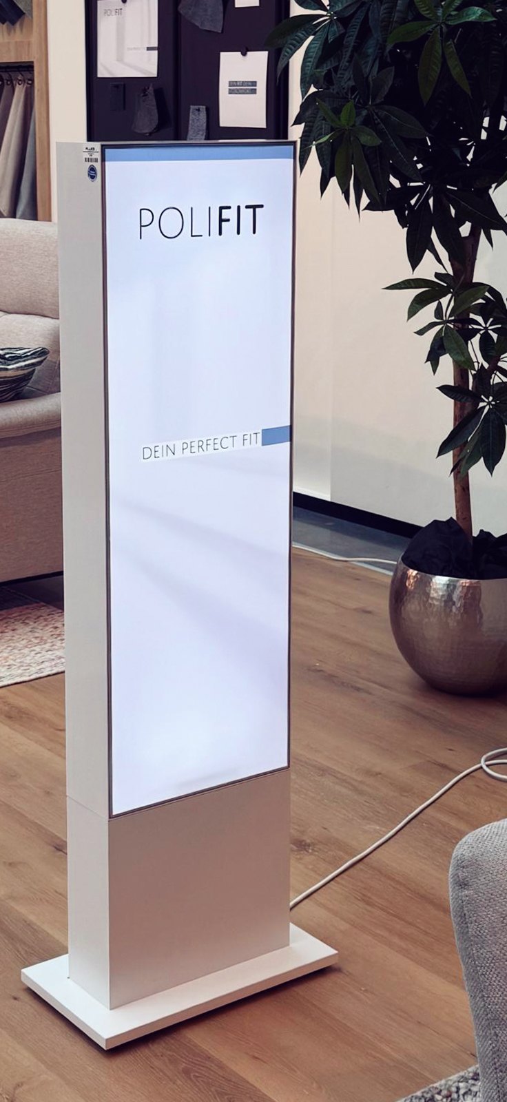 Leuchtstele im Eingangsbereich – Weitere Projekte