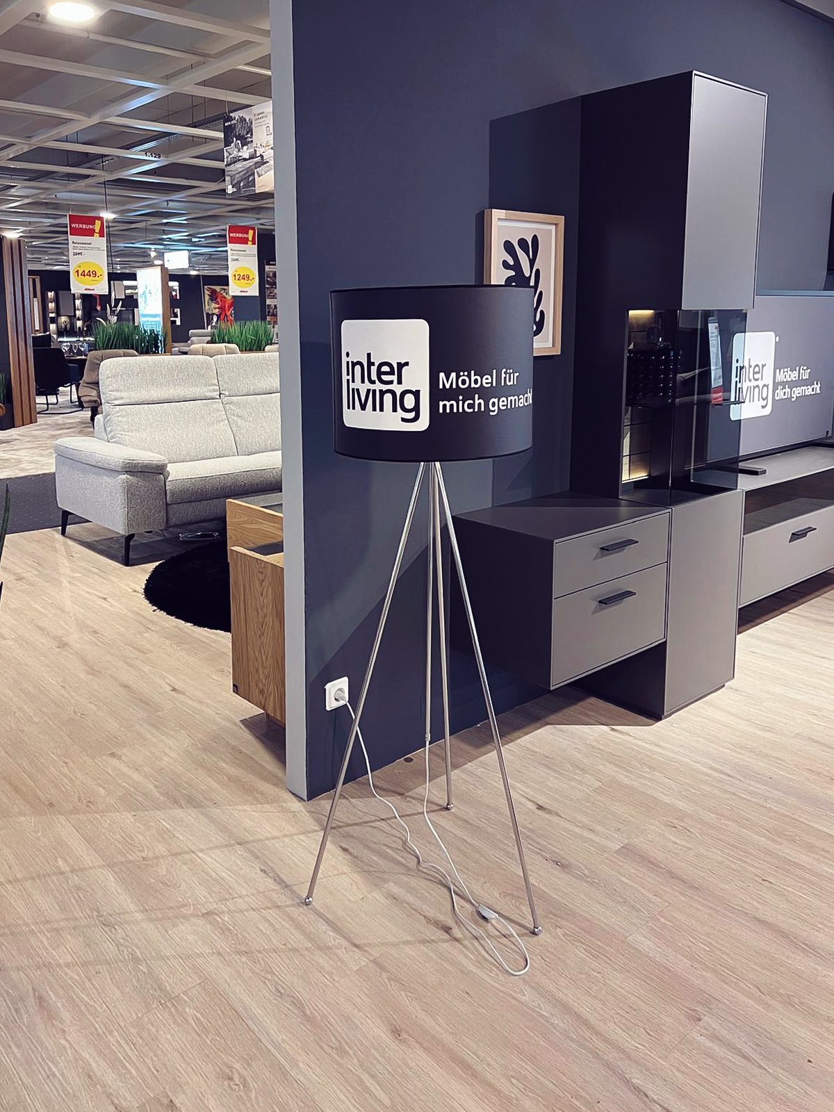 Interliving Leuchte auf Stativ – Weitere Projekte